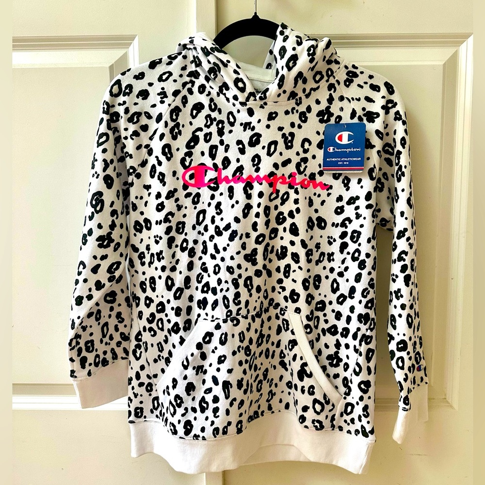 NWT Champion Animal print Hoodie! Darling! Black and white